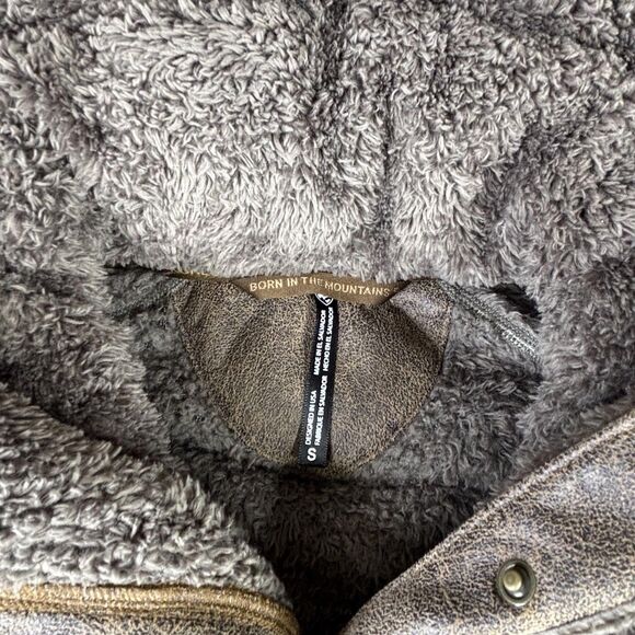 Kuhl Flight Jacket Womens Small Fleece High Pile Snap Zip Pockets Style 2041 - Picture 8 of 16